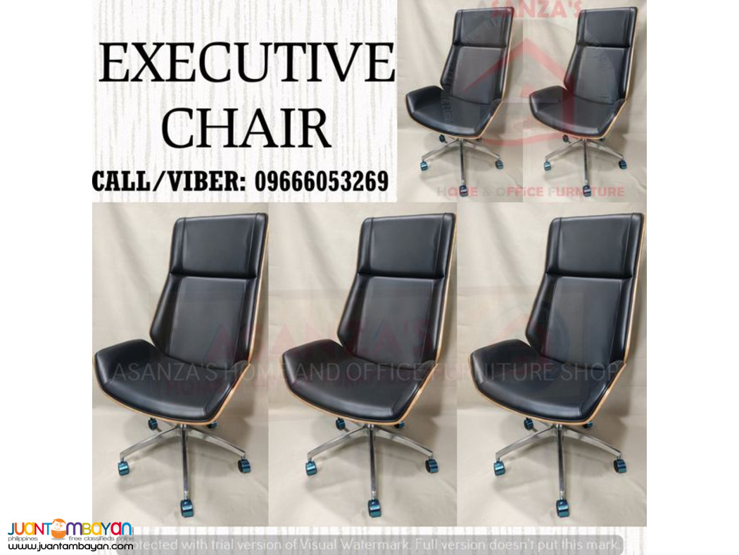 EXECUTIVE CHAIR