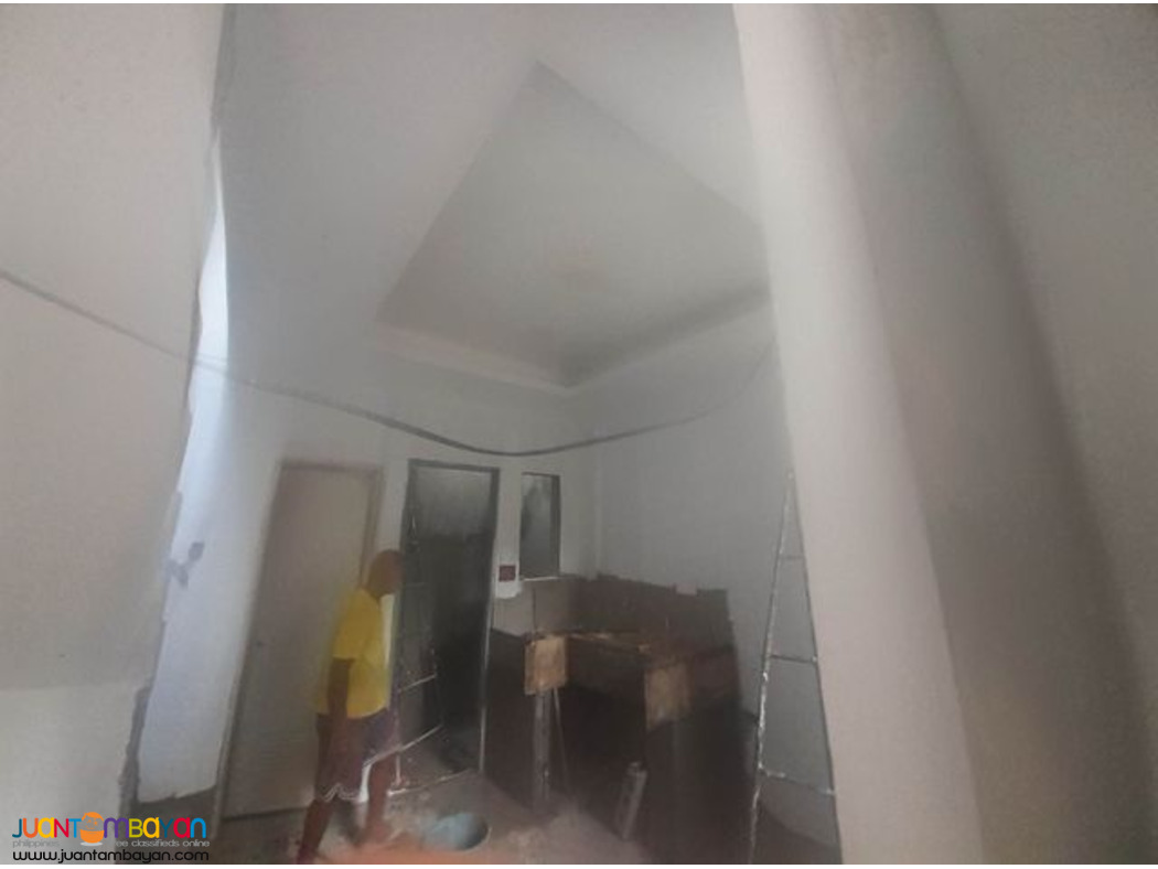 Las Pinas 2 Bedroom townhouse for sale in Christianville Subd. Talon V