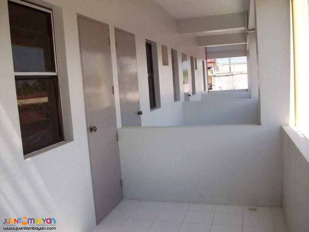 Pasay 4 storey building for sale near EDSA Rotunda and MOA