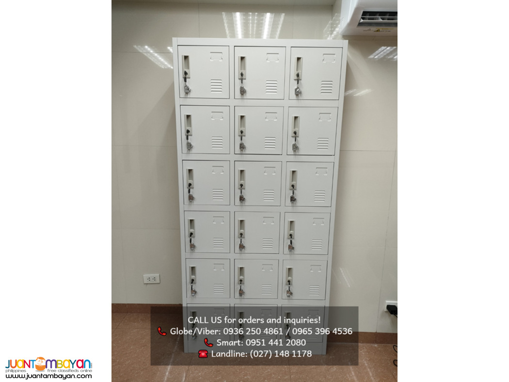 18 Door Locker Cabinet with Padlock Hasp and Name Plate, Light Gray